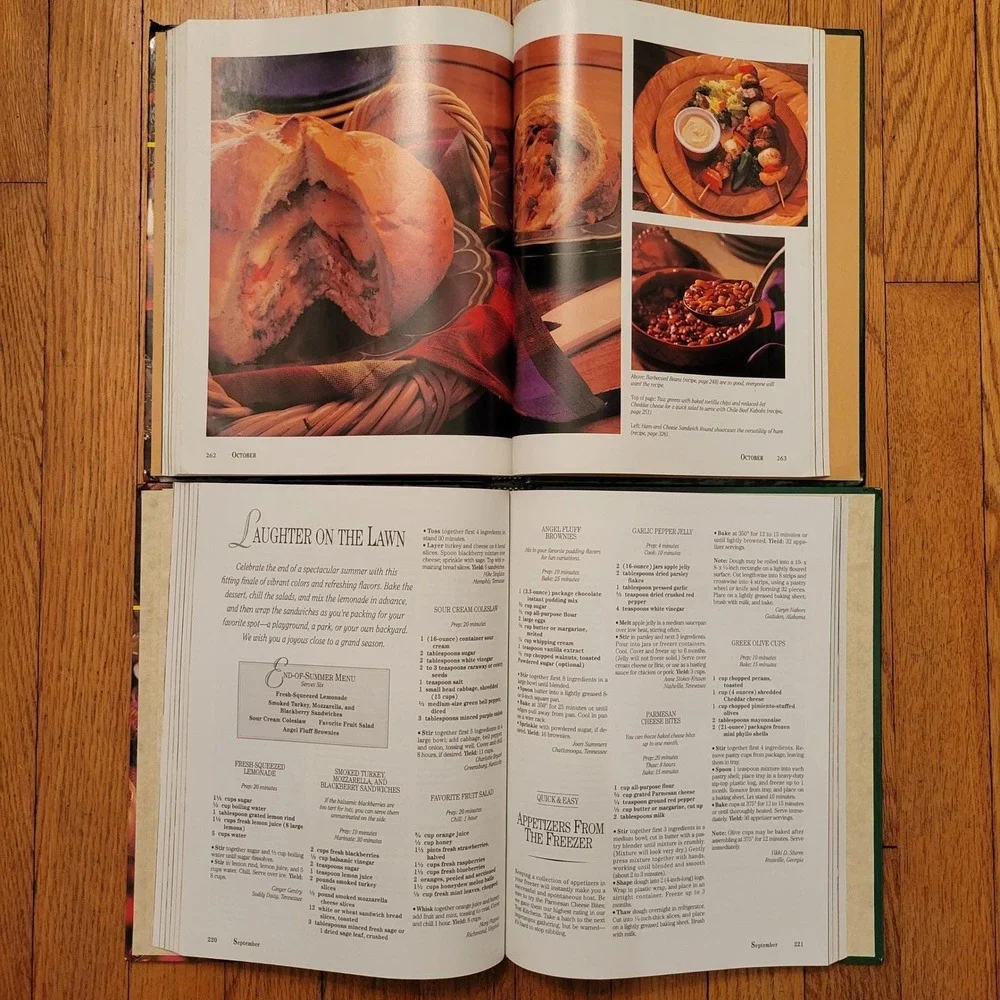 Southern Living Annual Recipes 1994 and 1999 Cookbook Set Vintage Decor‎ Holiday